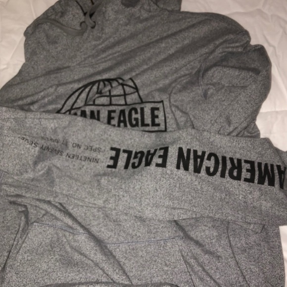 BRAND NEW WITH TAGS American Eagle Hoodie - Picture 2 of 5